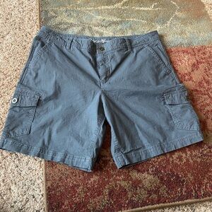 Women’s Eddie Bauer Khaki Shorts- Size 14